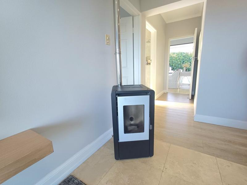 5 Bedroom Property for Sale in Welgemoed Western Cape